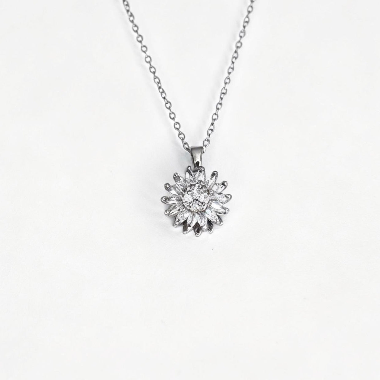 Collier pierre anti-stress